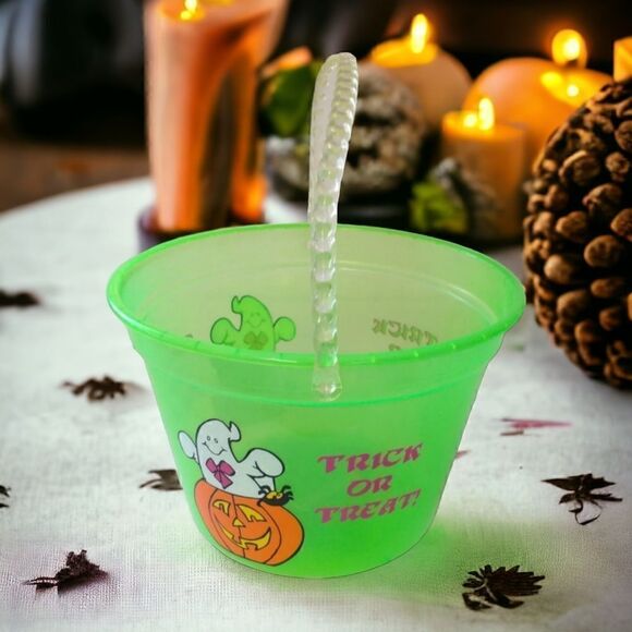 Vintage Halloween Bucket Pail Trick or Treat Ghost Translucent Neon Green 1990s. - Picture 14 of 16